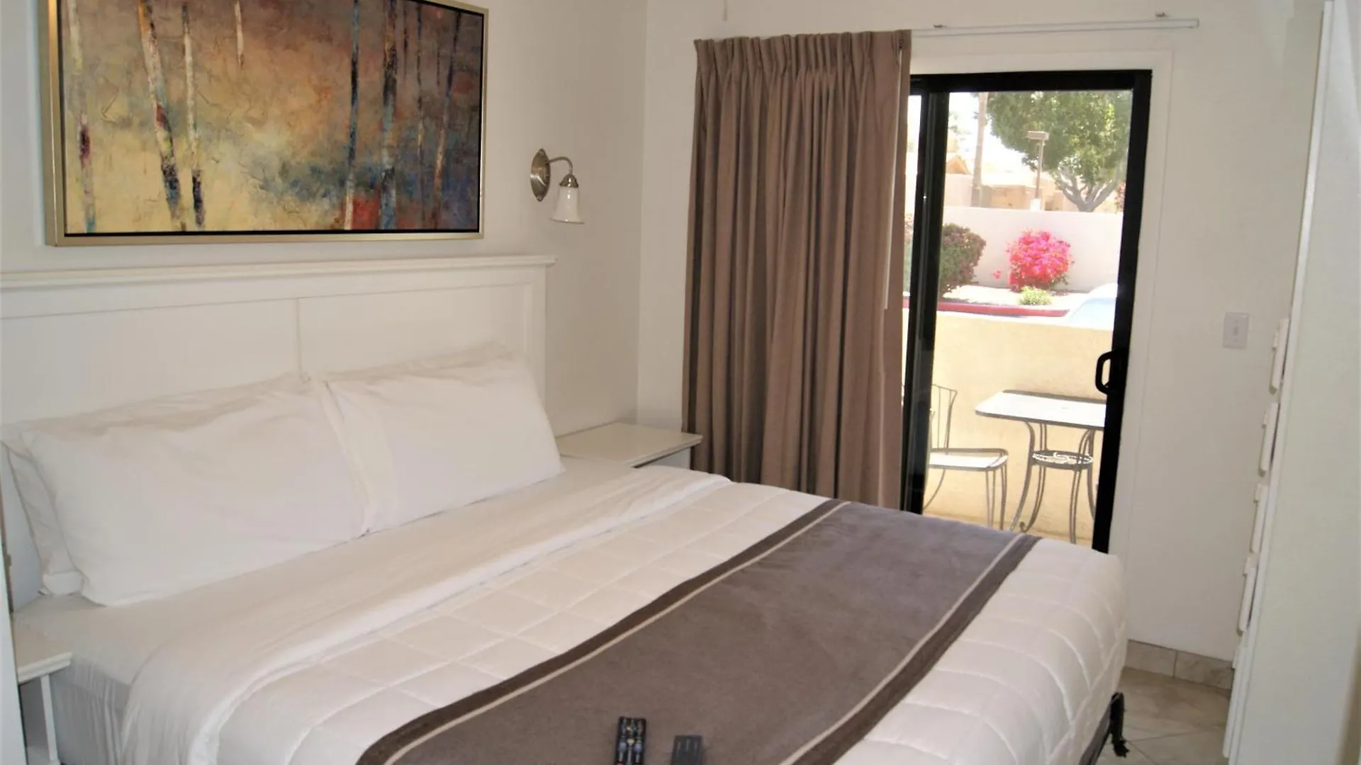 סקוטסדייל Fully Furnished 1Br Suite-Prime Location 110 דירה
